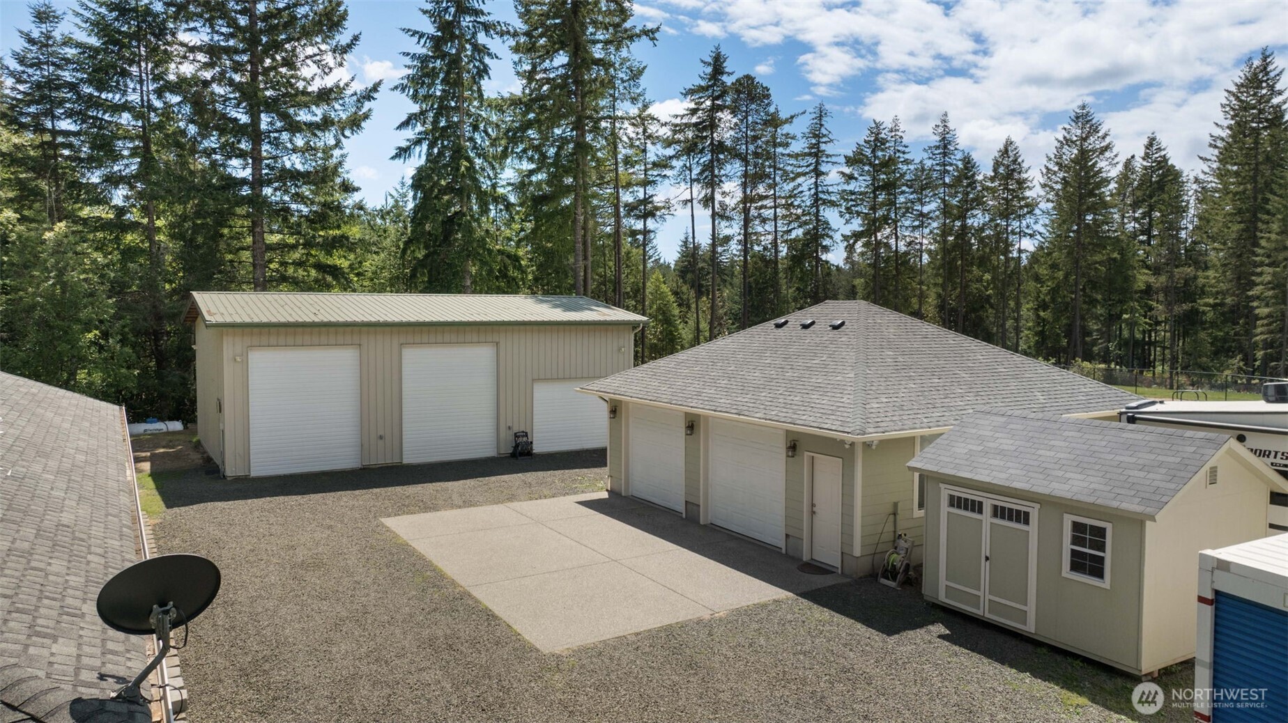 5056 SW Lake Helena Road Port Orchard WA 98367