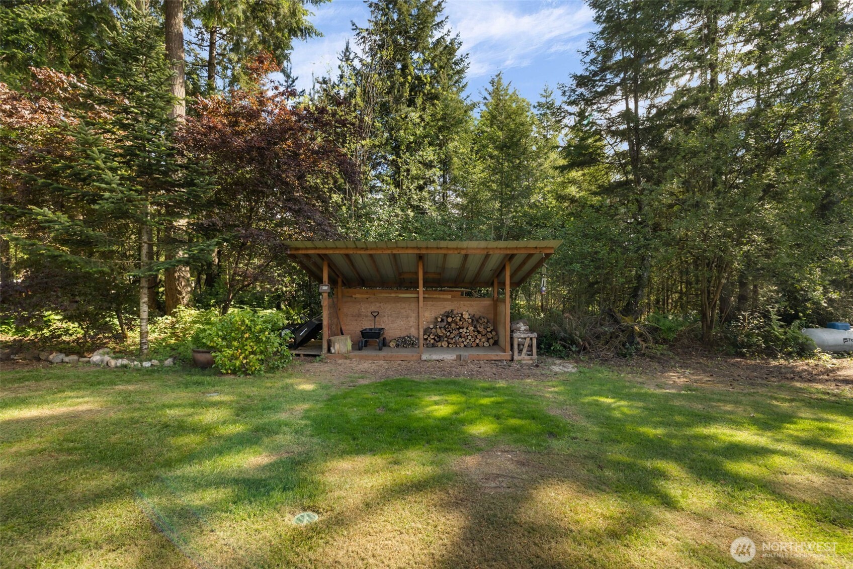 5056 SW Lake Helena Road Port Orchard WA 98367