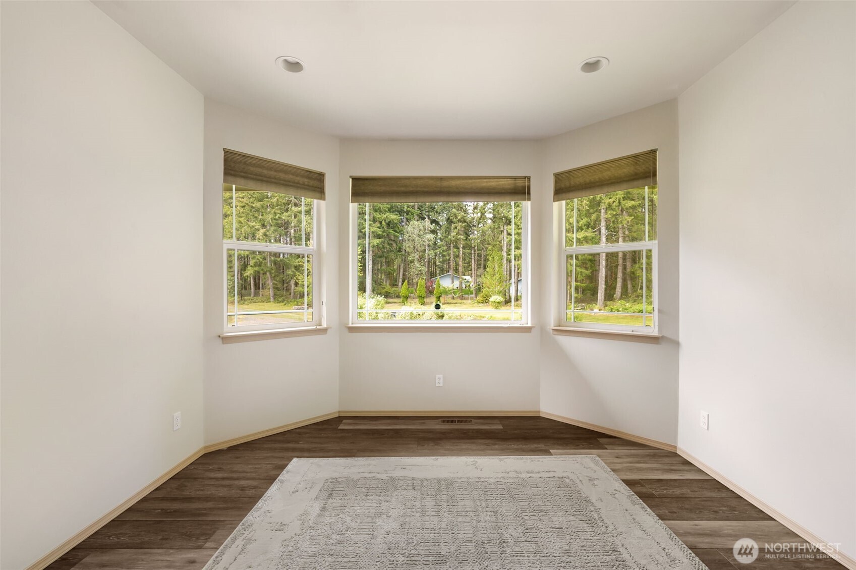 5056 SW Lake Helena Road Port Orchard WA 98367