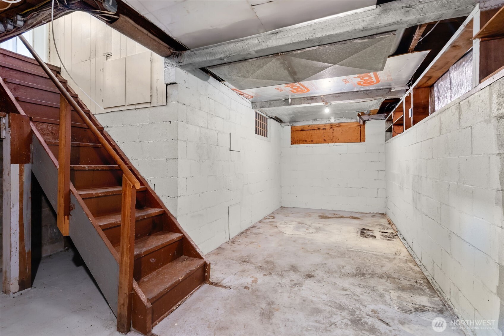505 W Young Street Elma WA 98541