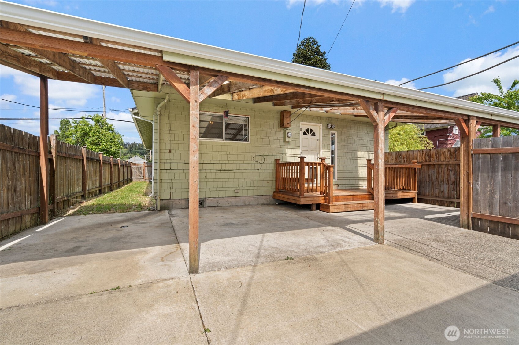 505 W Young Street Elma WA 98541