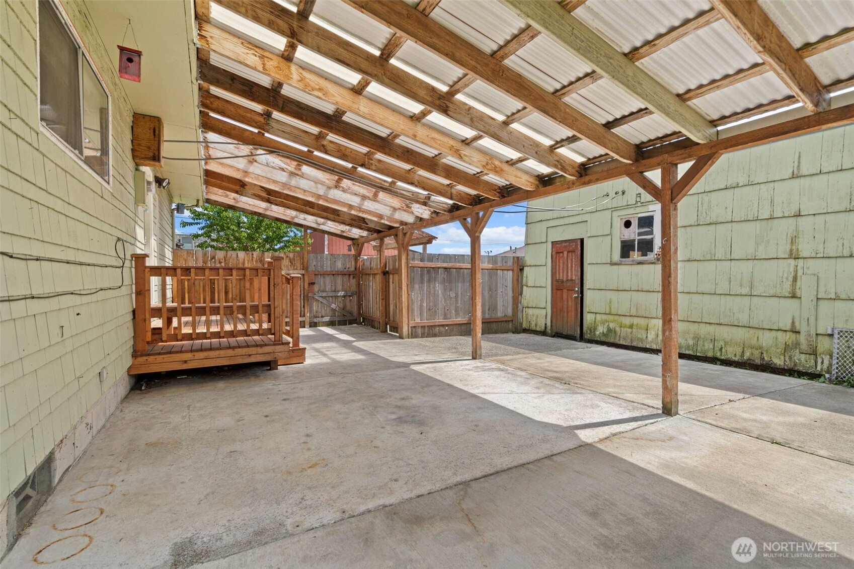 505 W Young Street Elma WA 98541