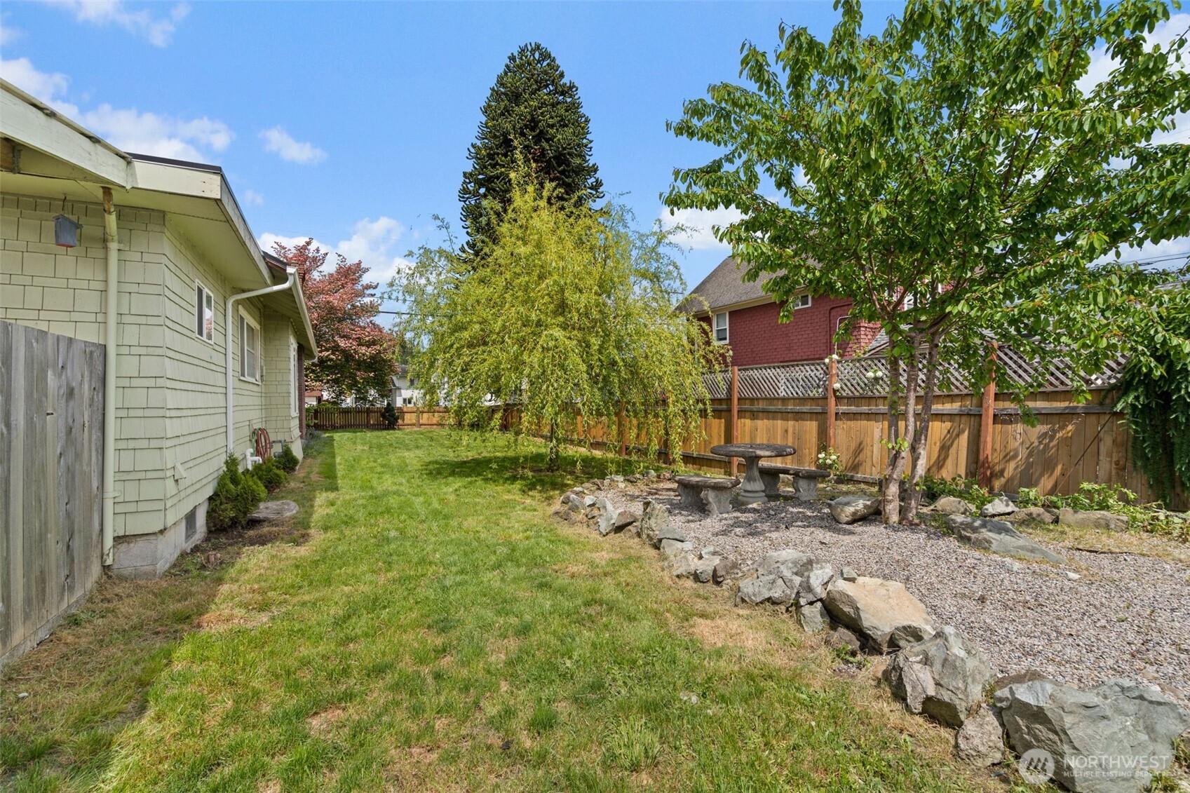 505 W Young Street Elma WA 98541