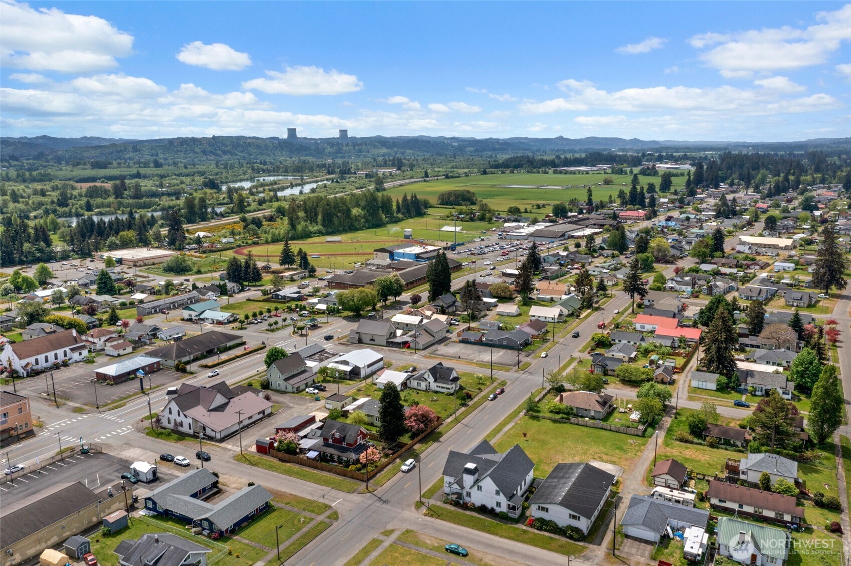 505 W Young Street Elma WA 98541
