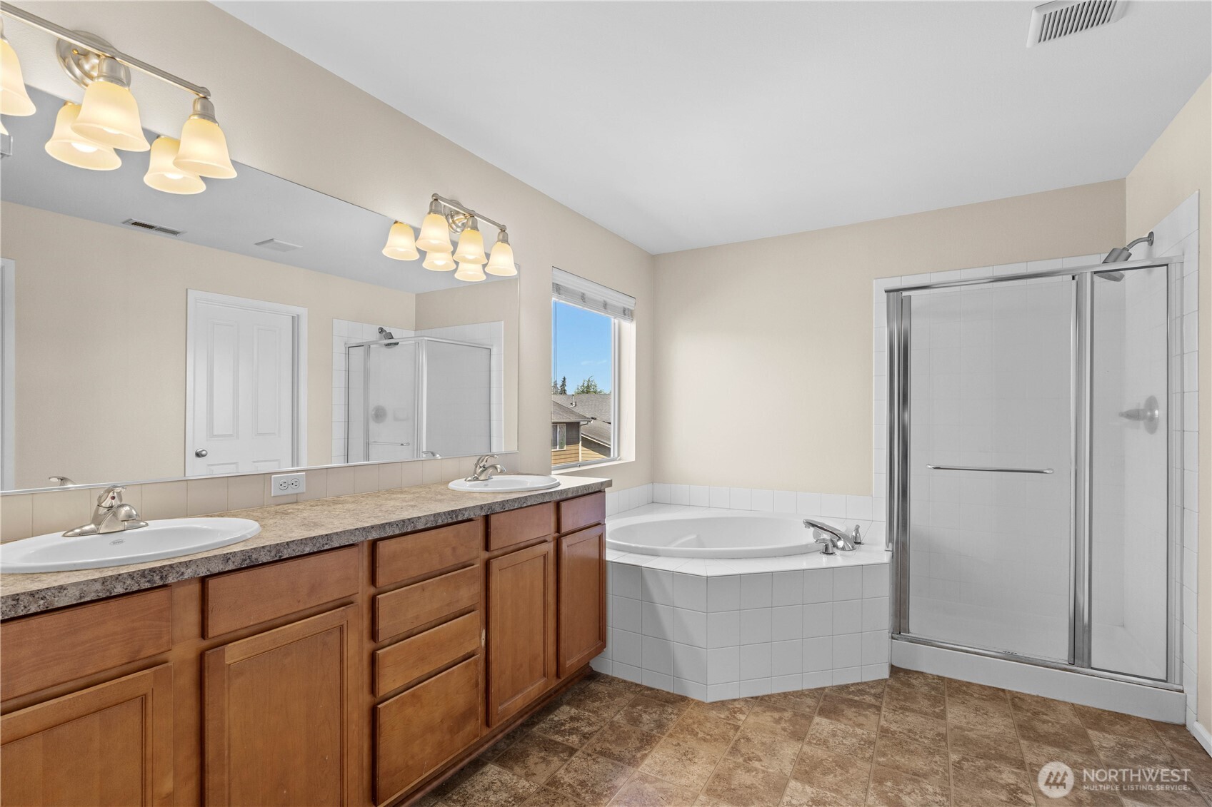 18318 73rd Avenue E Puyallup WA 98375