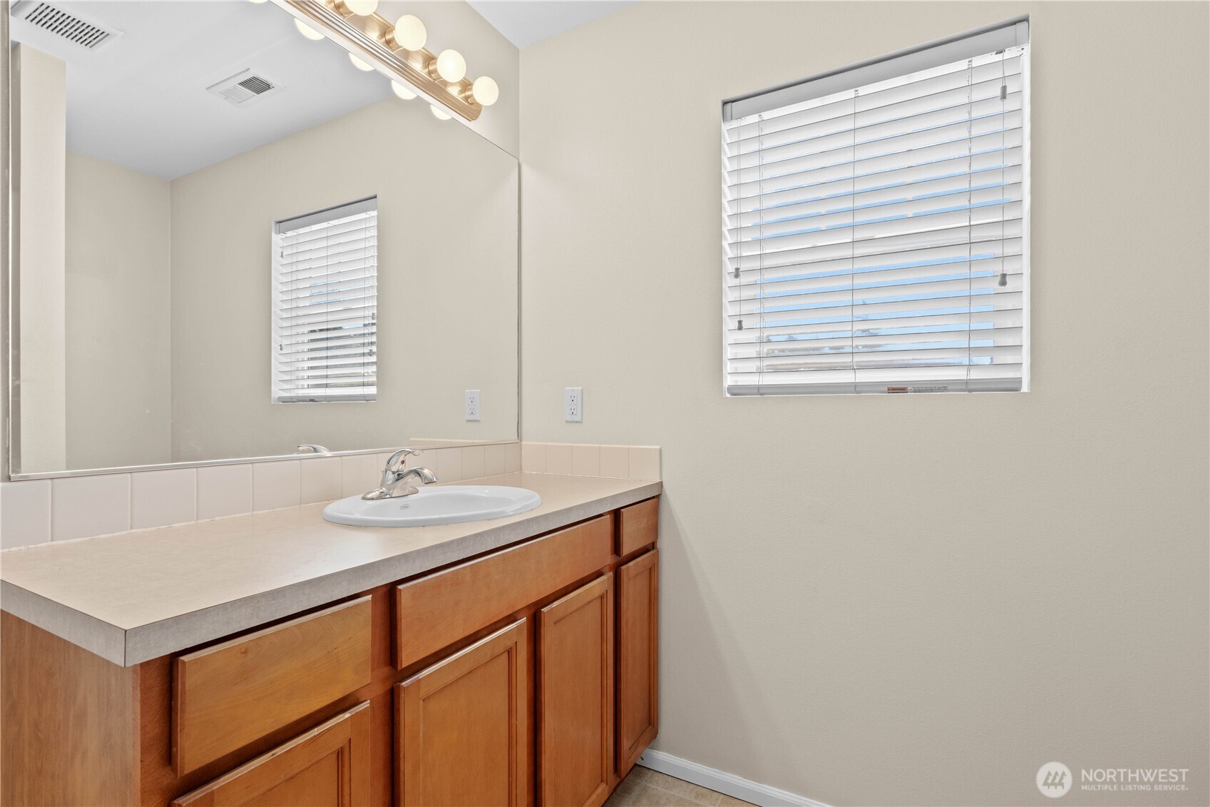 18318 73rd Avenue E Puyallup WA 98375