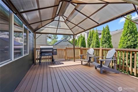 18318 73rd Avenue E Puyallup WA 98375