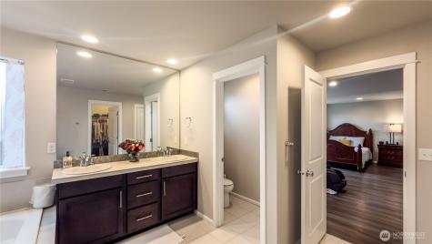 7338 83rd Drive NE Marysville WA 98270
