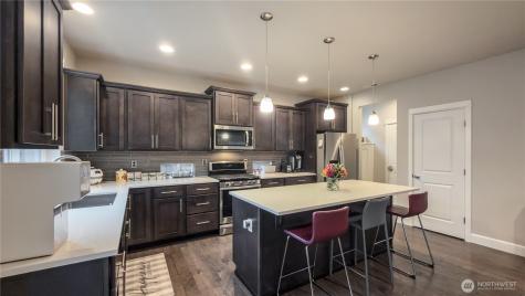 7338 83rd Drive NE Marysville WA 98270