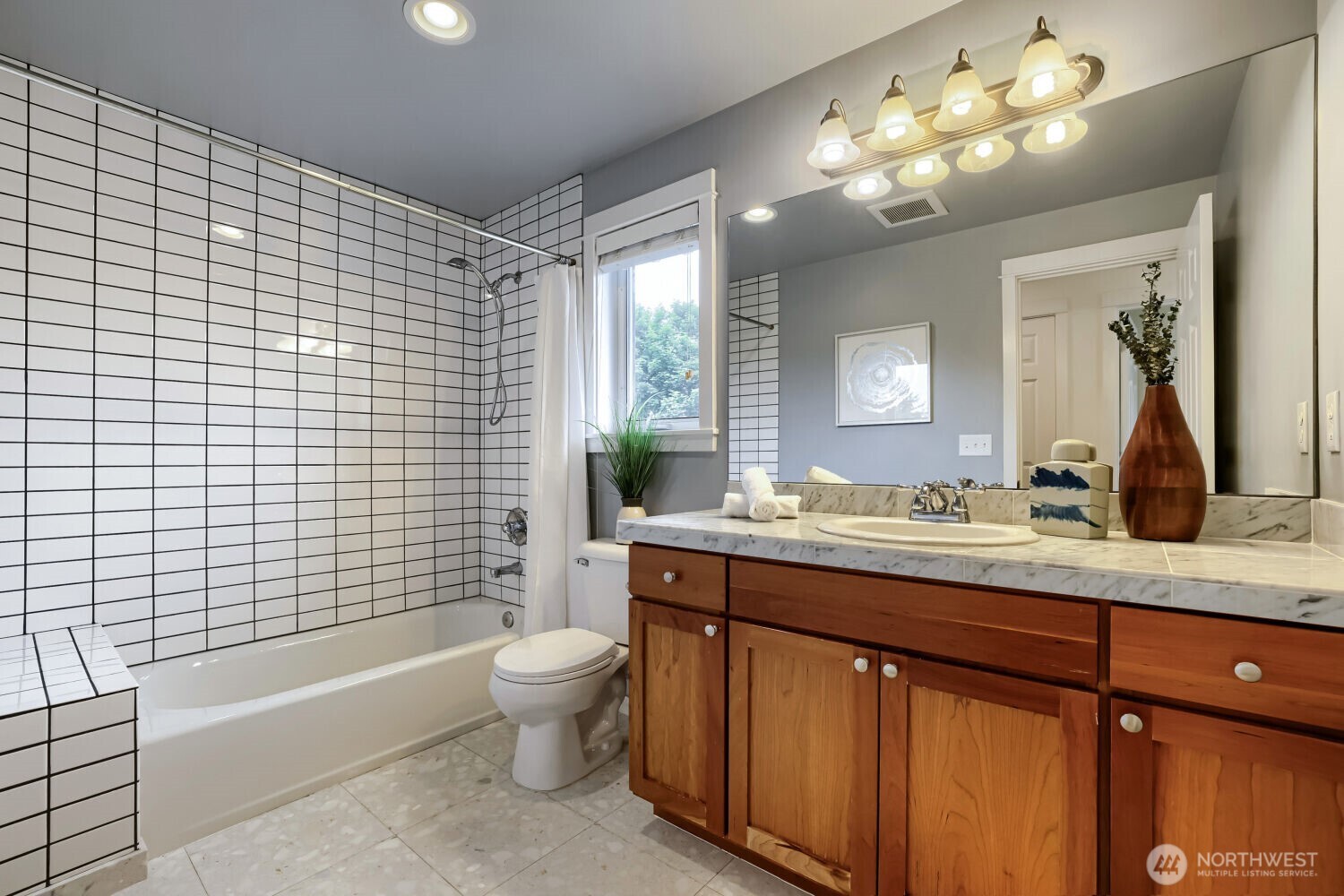 721 N 79th Street Seattle WA 98103