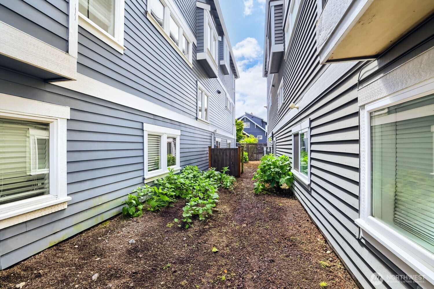 721 N 79th Street Seattle WA 98103