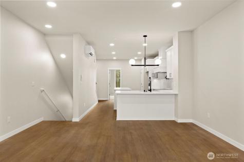 16823 Alder Way Lynnwood WA 98037