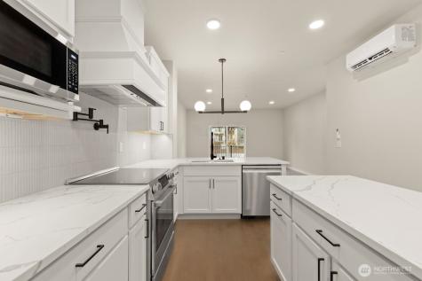 16823 Alder Way Lynnwood WA 98037