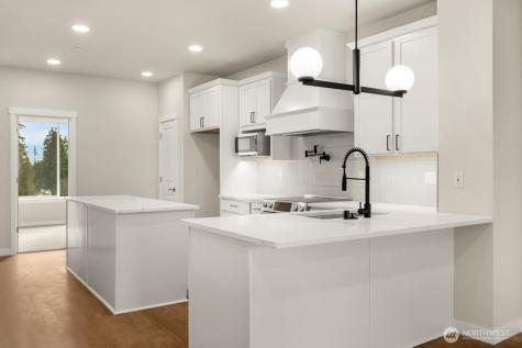 16823 Alder Way Lynnwood WA 98037