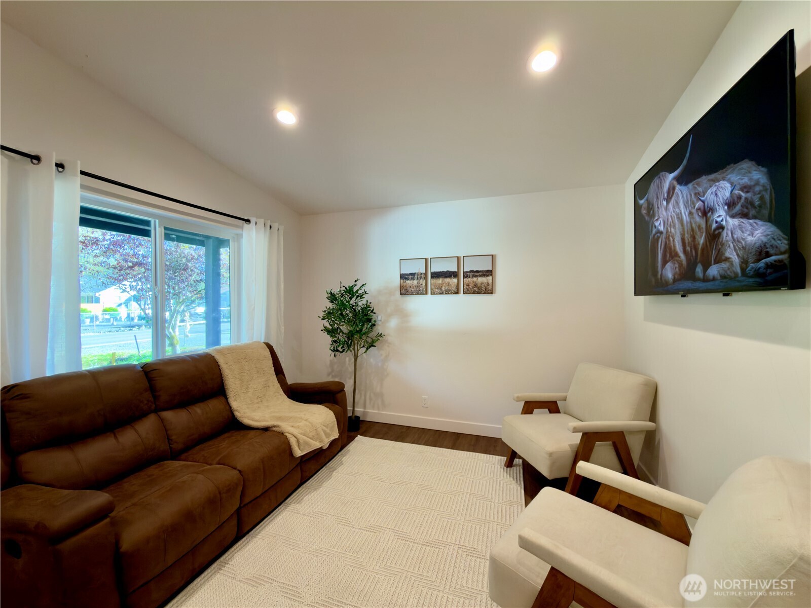 343 Duck Lake Drive SE Ocean Shores WA 98569