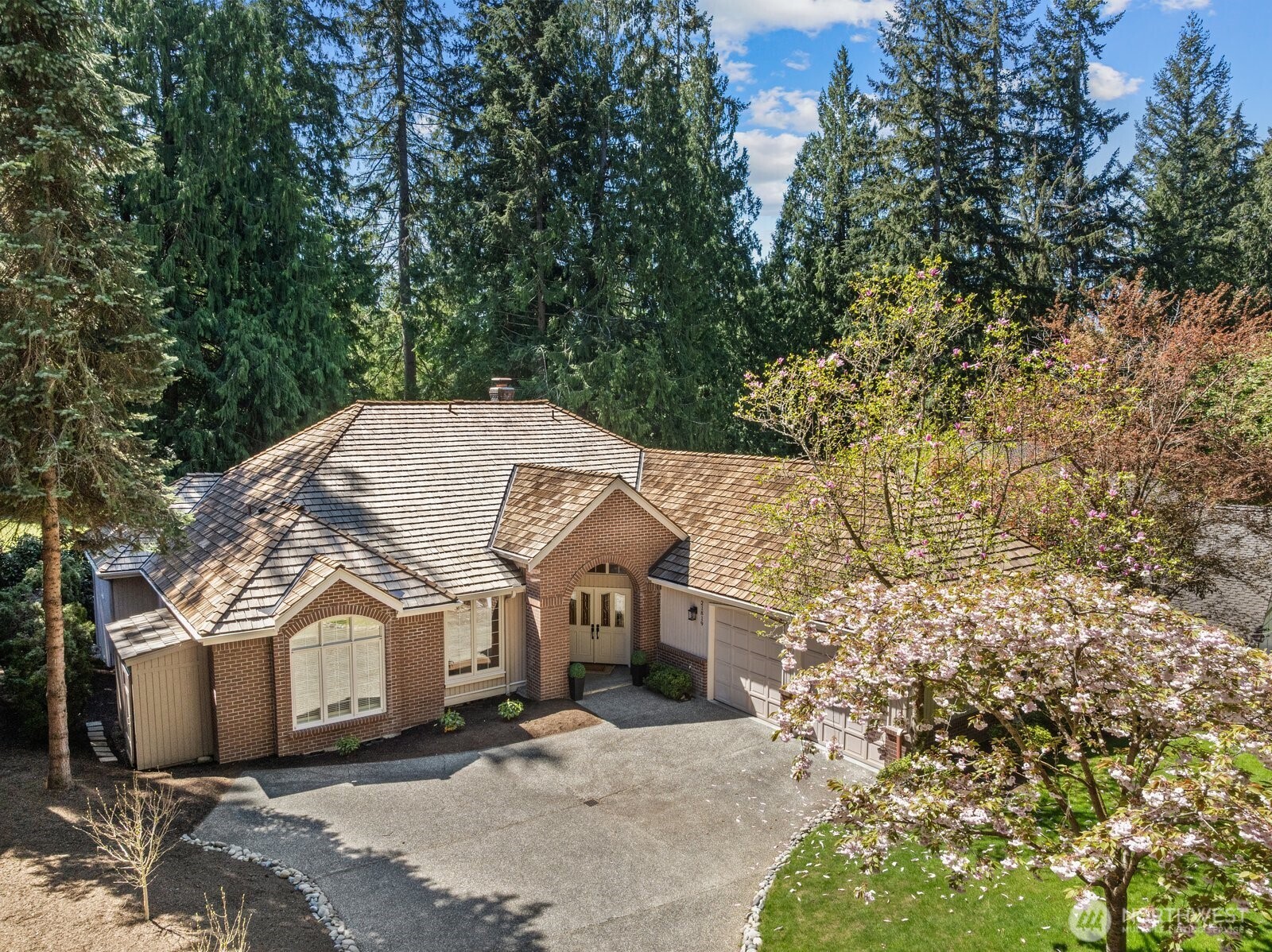 21819 NE 30th Place Sammamish WA 98074