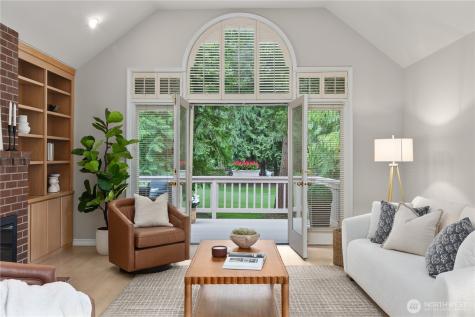 21819 NE 30th Place Sammamish WA 98074