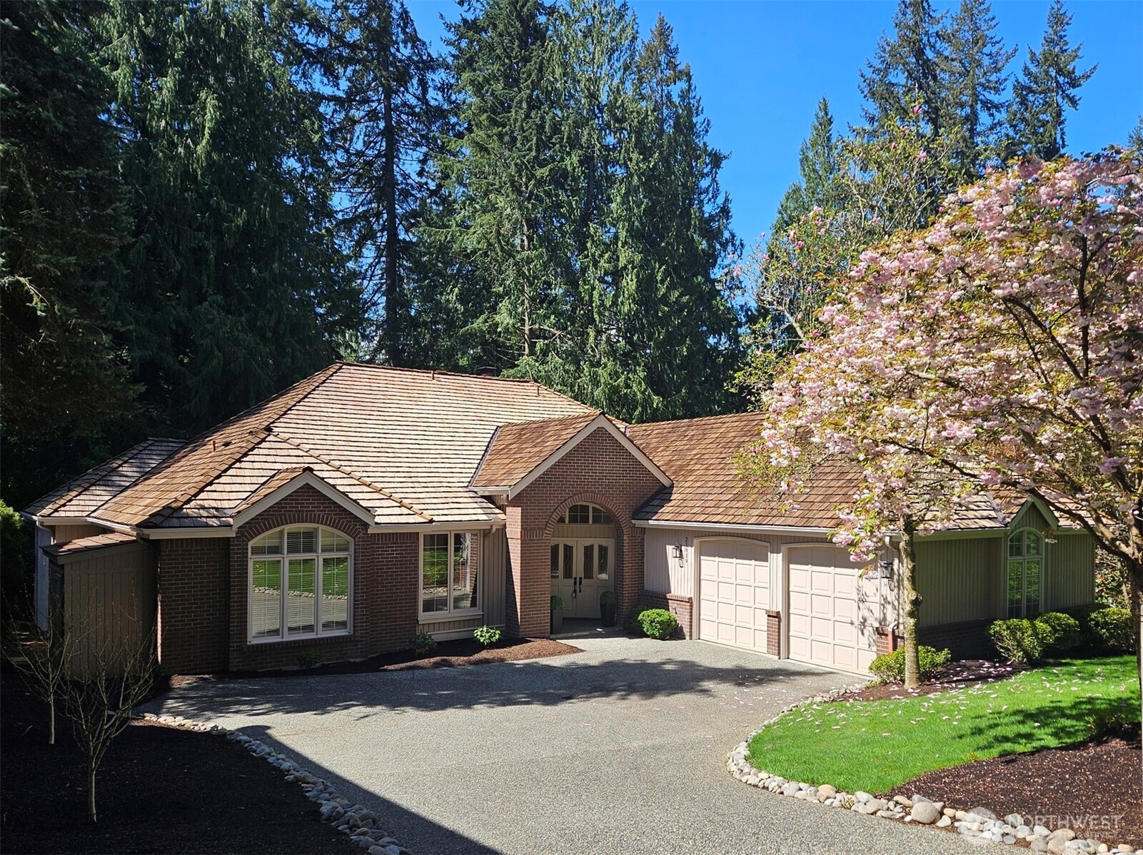 21819 NE 30th Place Sammamish WA 98074