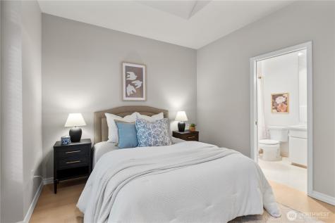 21819 NE 30th Place Sammamish WA 98074