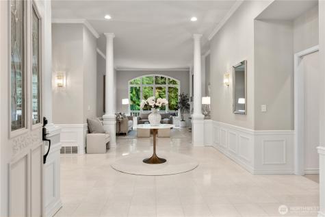 21819 NE 30th Place Sammamish WA 98074