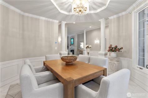 21819 NE 30th Place Sammamish WA 98074