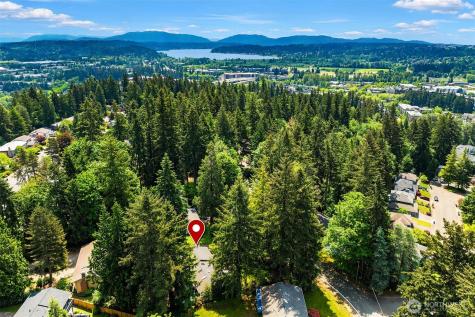 8704 171st Avenue NE Redmond WA 98052