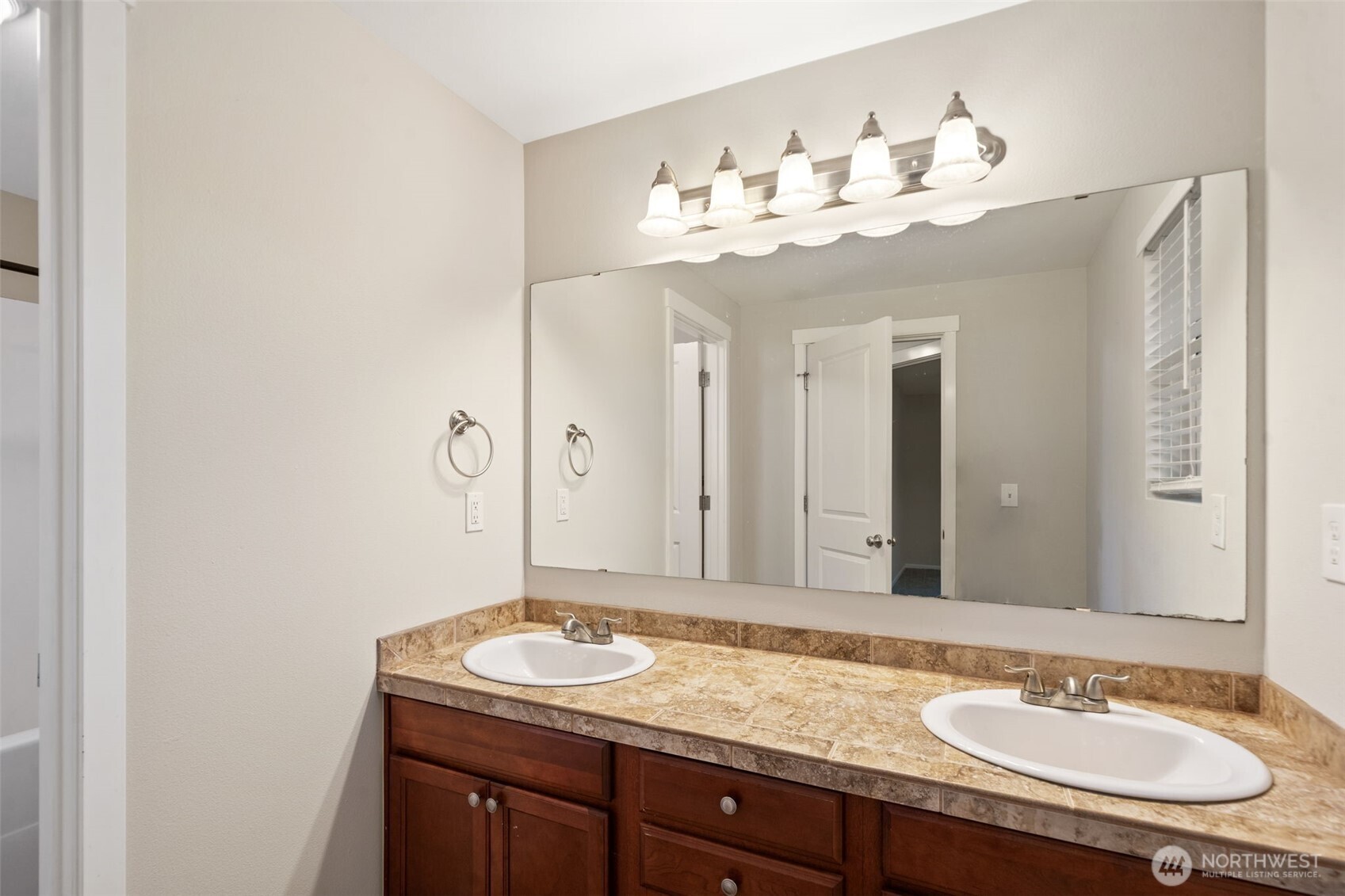 8117 207th Street E Spanaway WA 98387