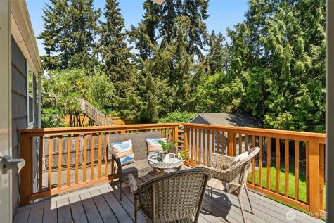 14032 Stone Avenue N Seattle WA 98133