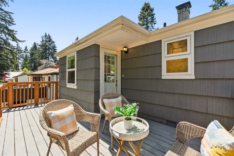 14032 Stone Avenue N Seattle WA 98133