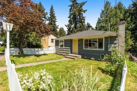 14032 Stone Avenue N Seattle WA 98133