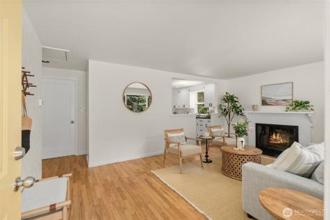 14032 Stone Avenue N Seattle WA 98133