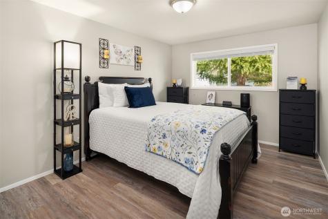 1067 Anacortes Avenue NE Renton WA 98059