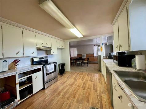 120 E Lewis Street Coulee City WA 99115