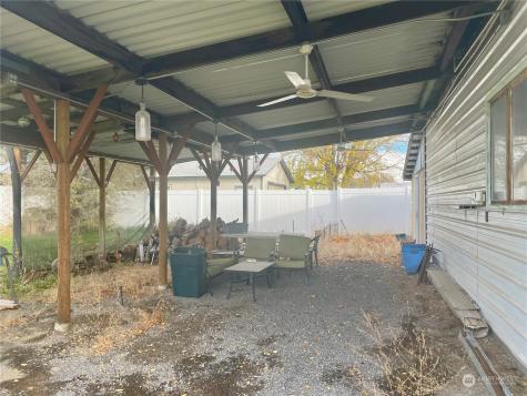 120 E Lewis Street Coulee City WA 99115