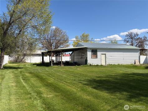 120 E Lewis Street Coulee City WA 99115