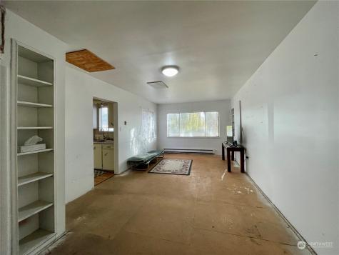 120 E Lewis Street Coulee City WA 99115
