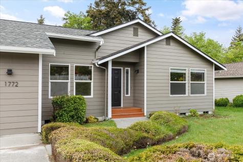 1772 SW 16th Avenue Oak Harbor WA 98277