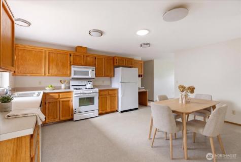 1772 SW 16th Avenue Oak Harbor WA 98277