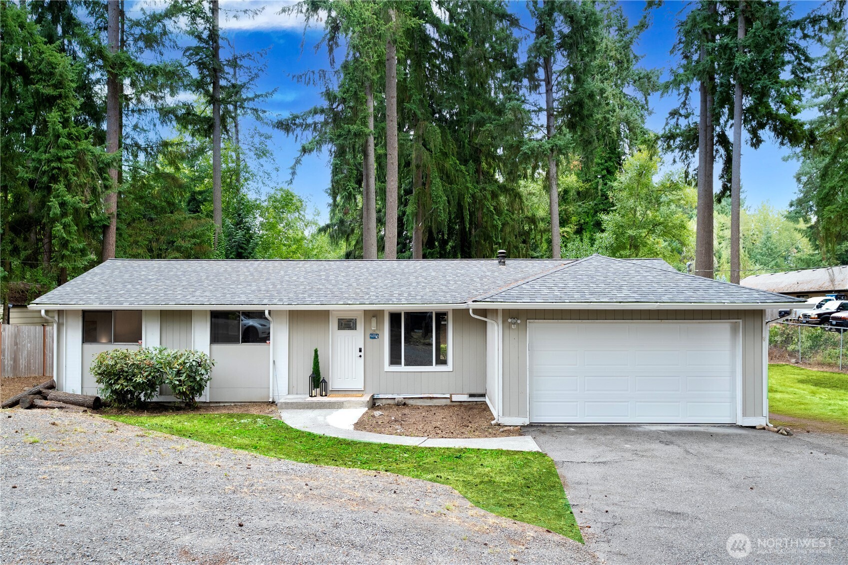 12603 Military Road E Puyallup WA 98374
