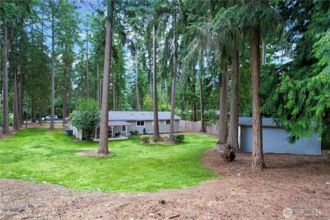 12603 Military Road E Puyallup WA 98374
