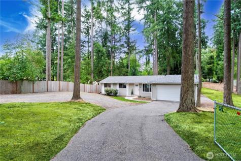 12603 Military Road E Puyallup WA 98374