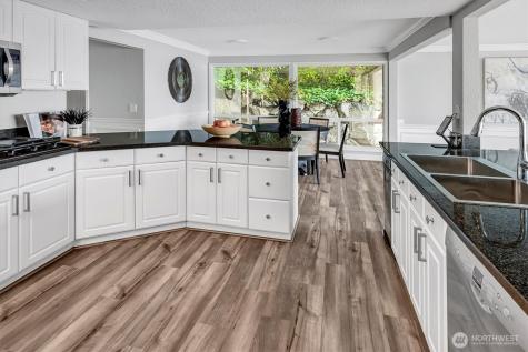 8001 Talbot Road Edmonds WA 98026