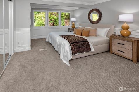 8001 Talbot Road Edmonds WA 98026