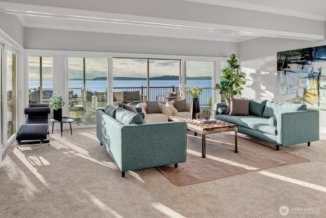 8001 Talbot Road Edmonds WA 98026