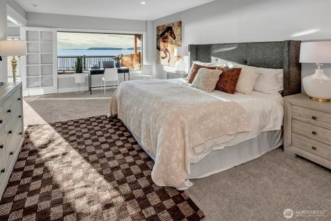 8001 Talbot Road Edmonds WA 98026