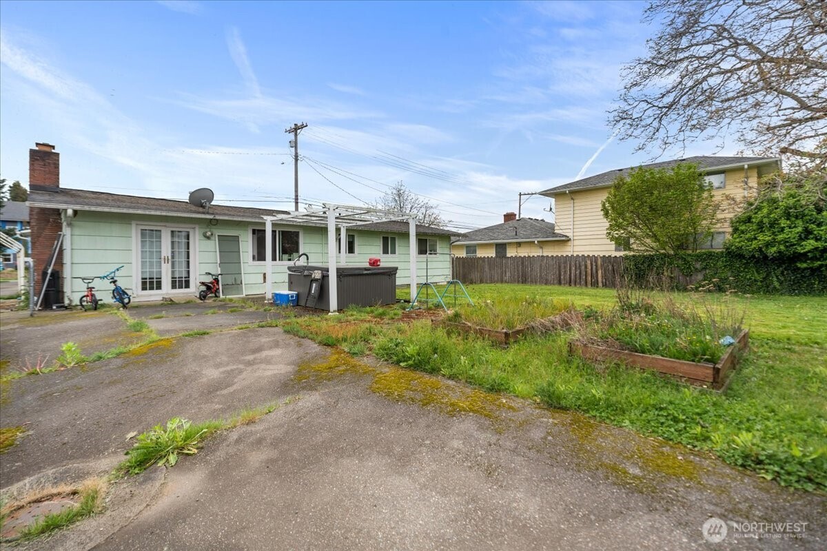 125 E 60th Street Tacoma WA 98404