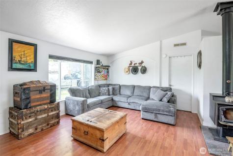 14919 24th Street SW Lakebay WA 98349