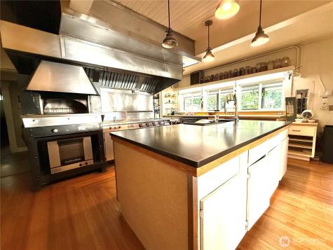2579 W Shore Drive Lummi Island WA 98262
