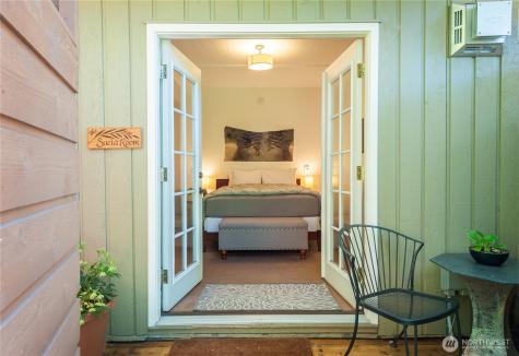 2579 W Shore Drive Lummi Island WA 98262