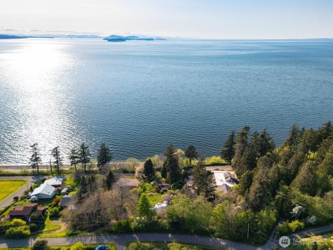 2579 W Shore Drive Lummi Island WA 98262